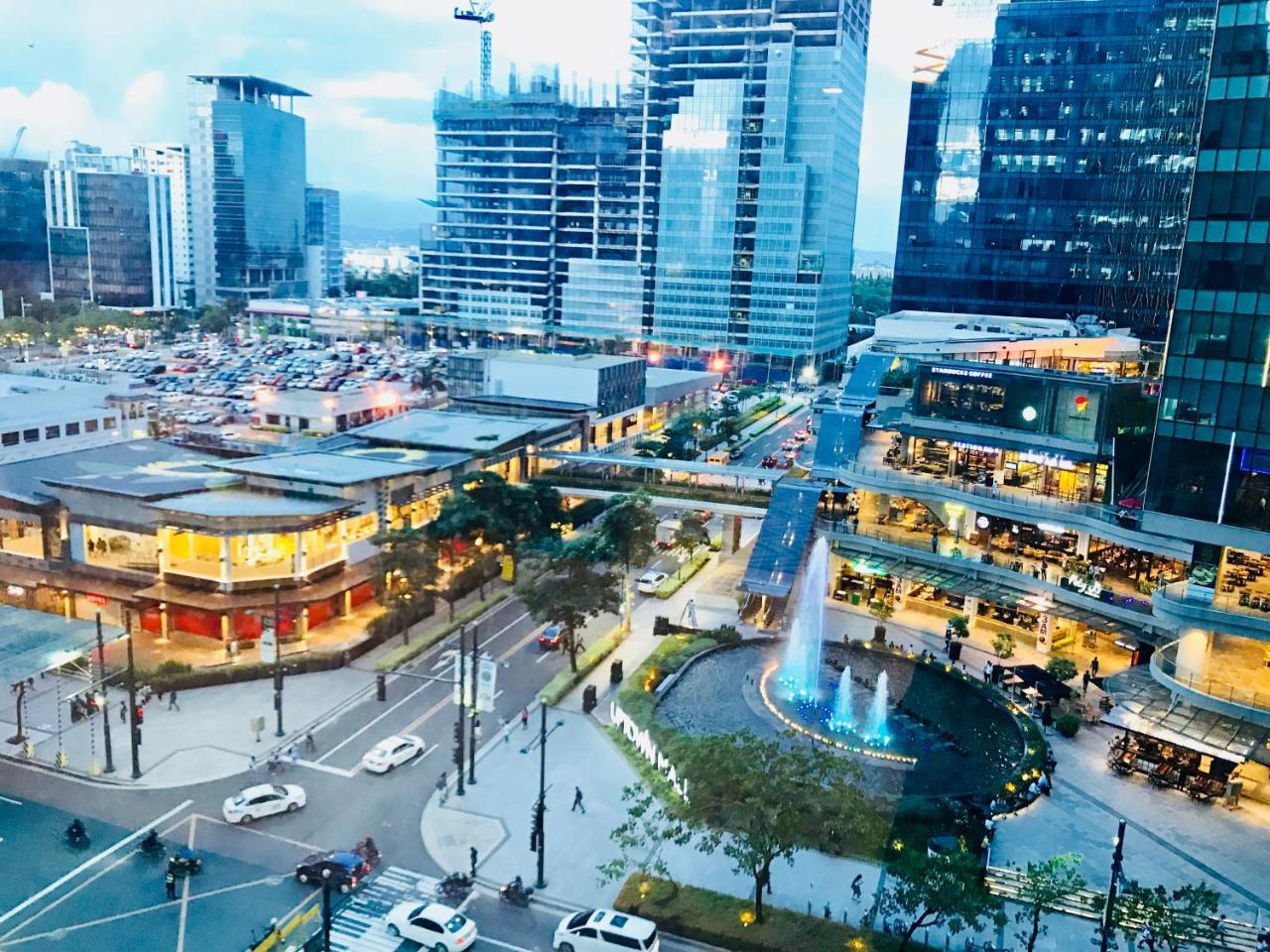 One Uptown Residence Bgc Pateros ภายนอก รูปภาพ
