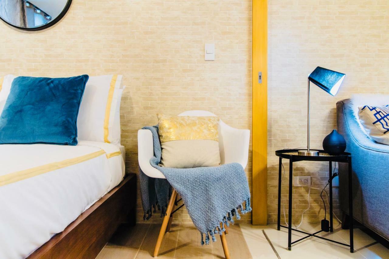 One Uptown Residence Bgc Pateros ภายนอก รูปภาพ
