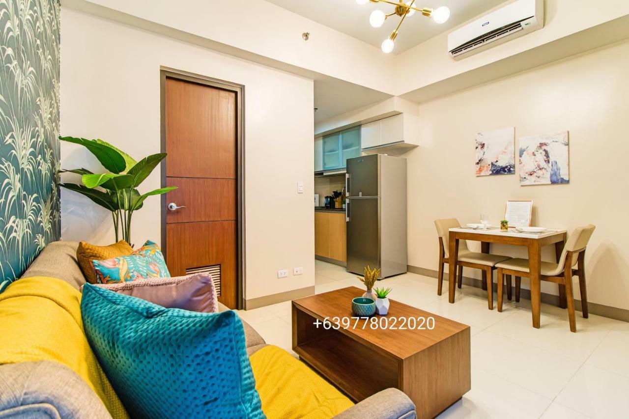 One Uptown Residence Bgc Pateros ภายนอก รูปภาพ